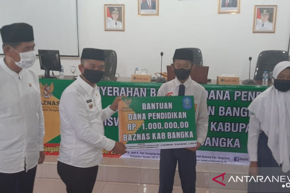 Baznas Bangka salurkan beasiswa pelajar madrasah tsnawiyah