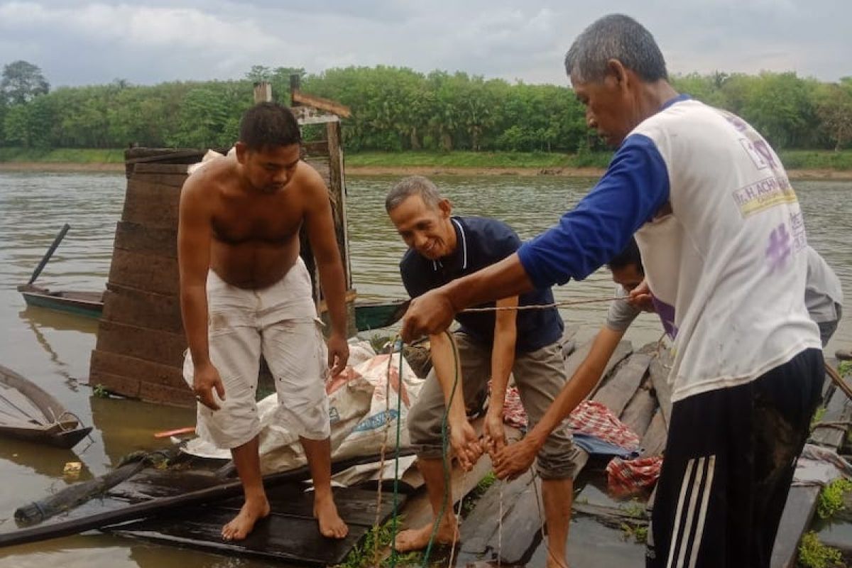 Musi Banyuasin dorong masyarakat peduli dan jaga biota sungai