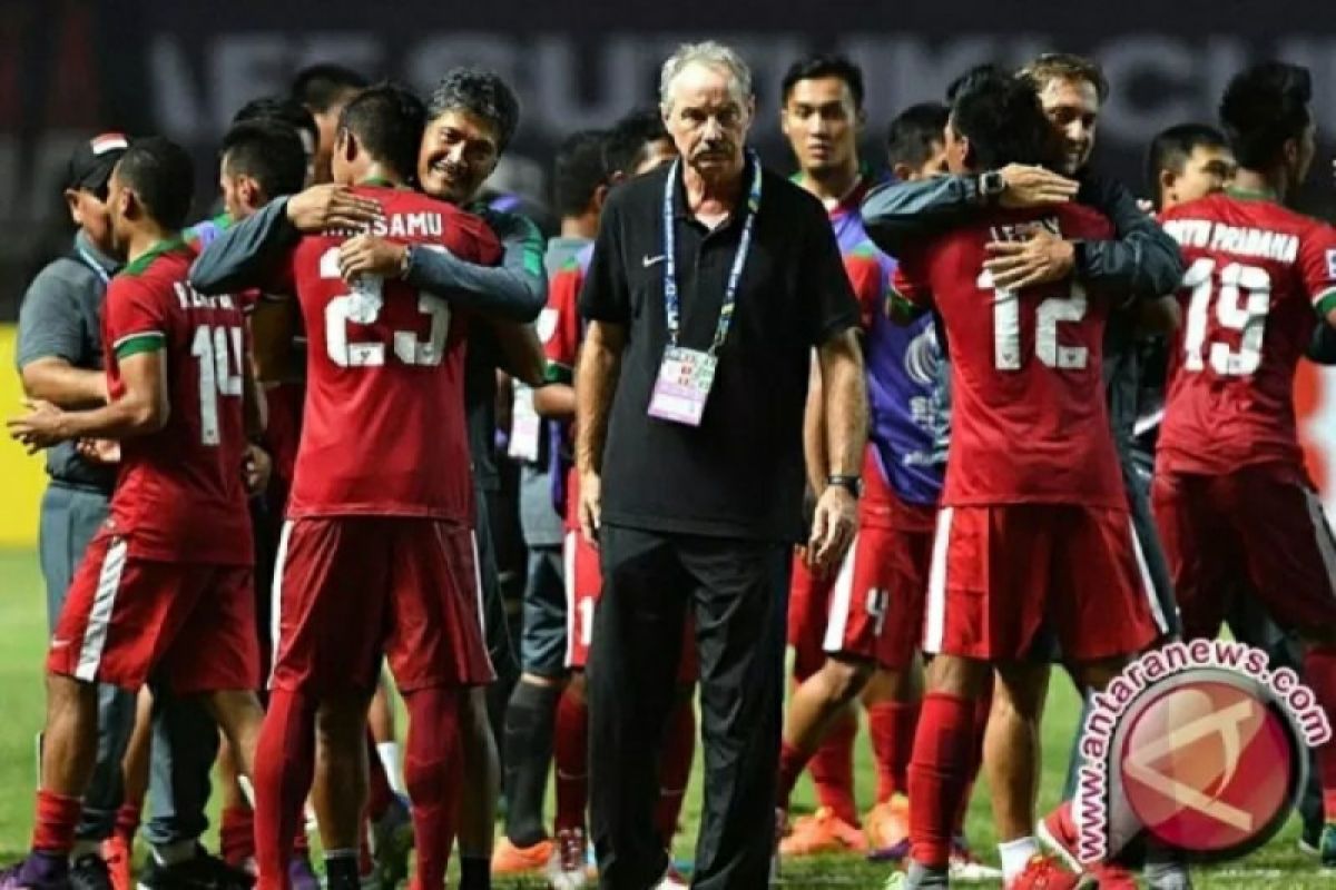 Alfred Riedl,   mantan pelatih timnas Indonesia tutup usia