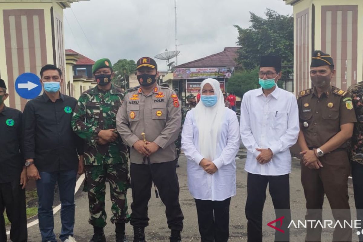 Polres Batanghari libatkan bakal calon bupati kampanye penggunaan masker