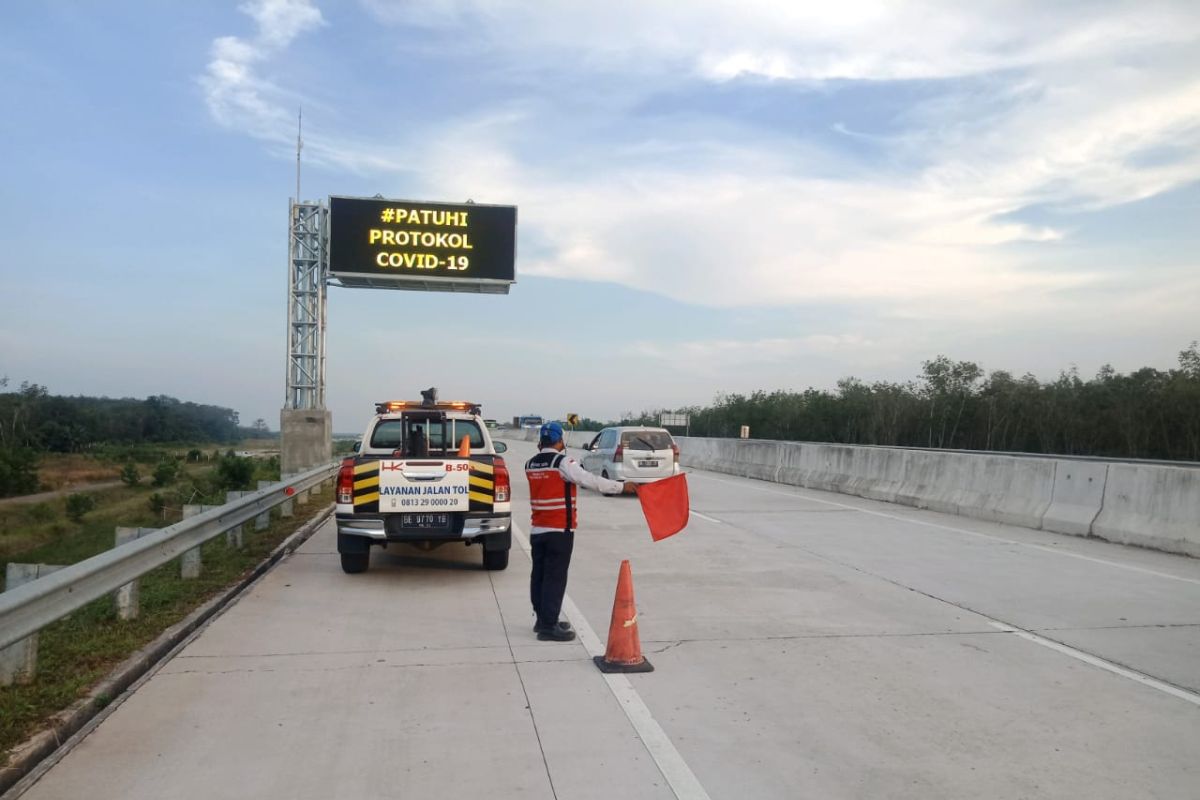 PT HK beri edukasi dan sosialisasi kepada pengguna jalan tol