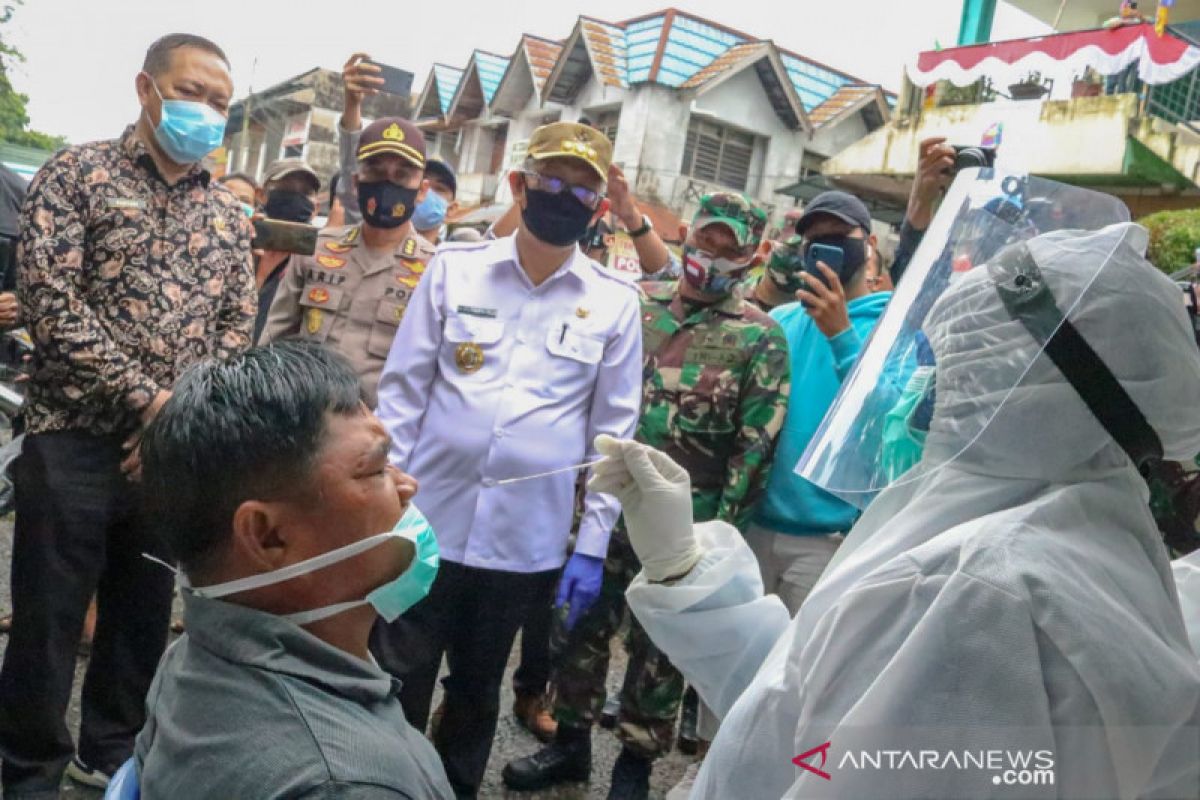 Gubernur Kalbar akan tugaskan Satpol PP di pasar terkait protokol kesehatan