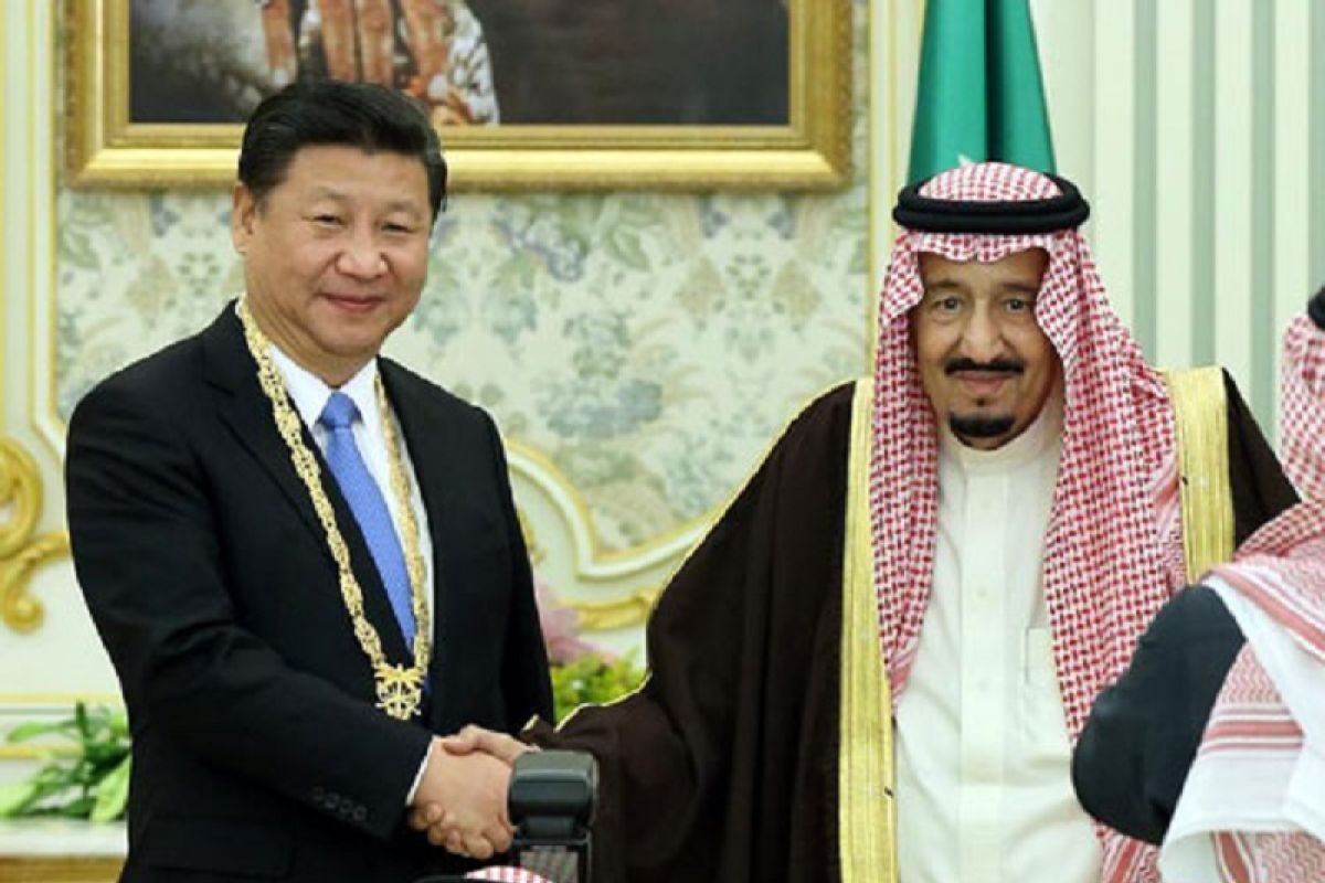 Xi Jinping berkunjung ke Arab Saudi