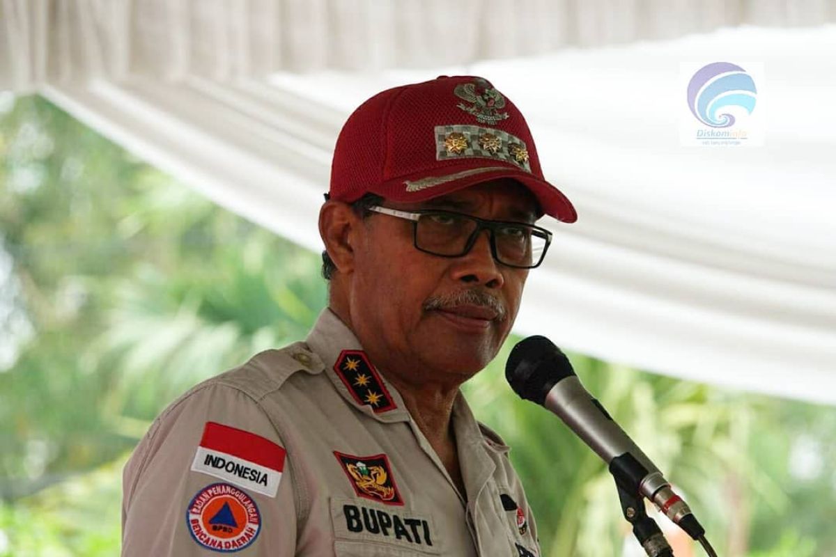 Bupati Lampung Tengah minta Linmas ikut awasi pilkada 9 Desember
