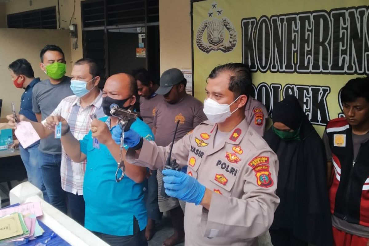 Polisi ringkus delapan perampok gunakan senjata api rakitan