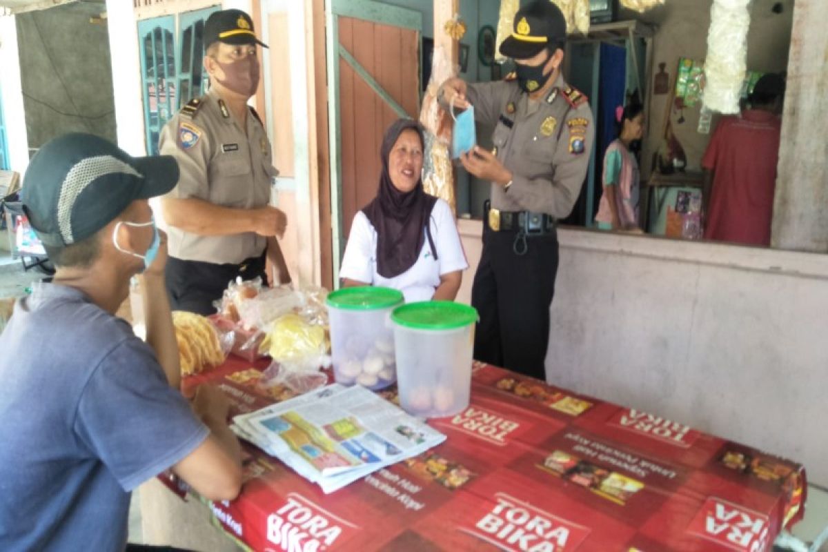 Polsek Binjai Timur Polres Binjai bagikan masker