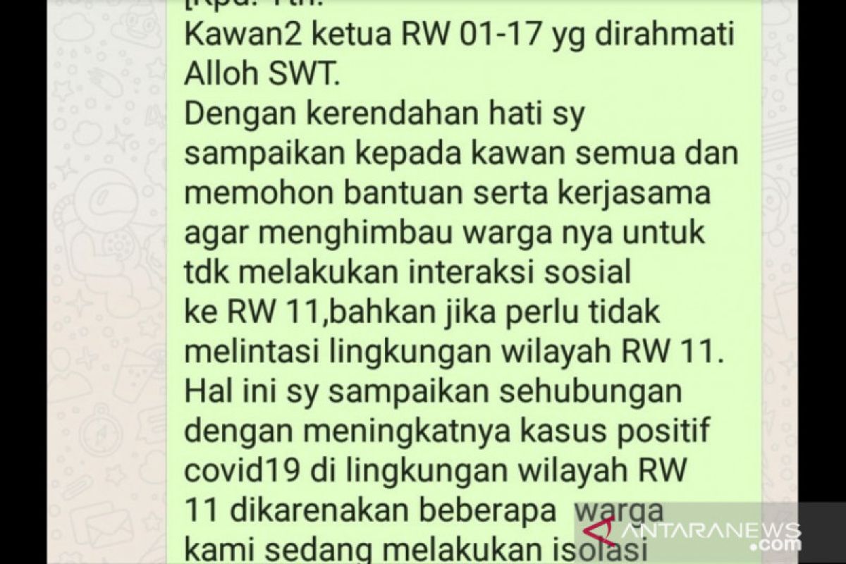 Antisipasi klaster COVID-19 baru, RW 11 Palmerah sebar pesan berantai