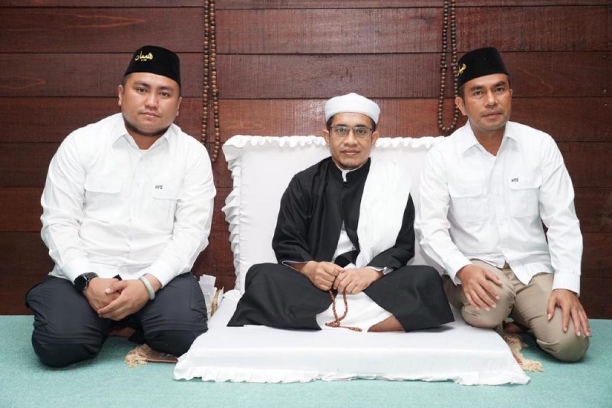 Calon Bupati Labuhanbatu Utara silaturahmi ke Tuan Guru Babussalam Langkat