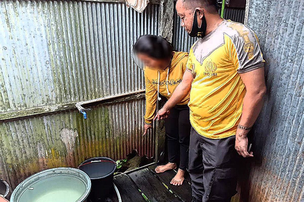 Seorang gadis di Bartim dilecehkan saat mandi tanpa busana