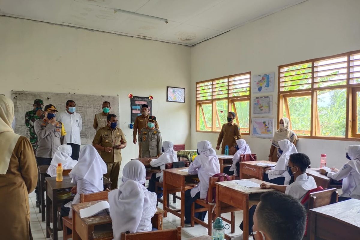 Masuk zona merah, proses belajar tatap muka di Aceh Jaya kembali di tunda