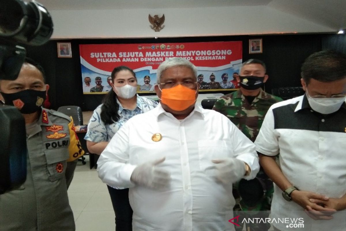 Gubernur Sultra Ali Mazi minta saling ingatkan penggunaan masker