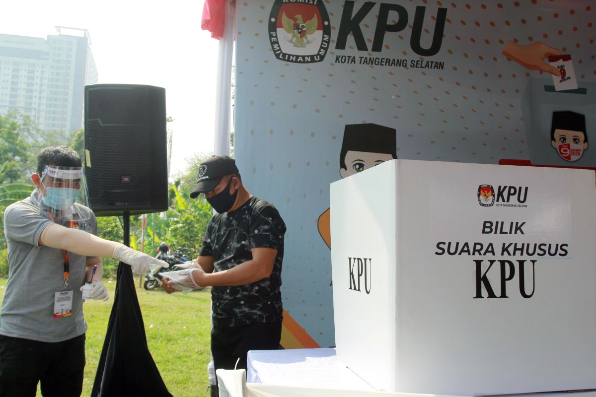 KPU Riau sediakan TPS khusus bagi pasien COVID-19