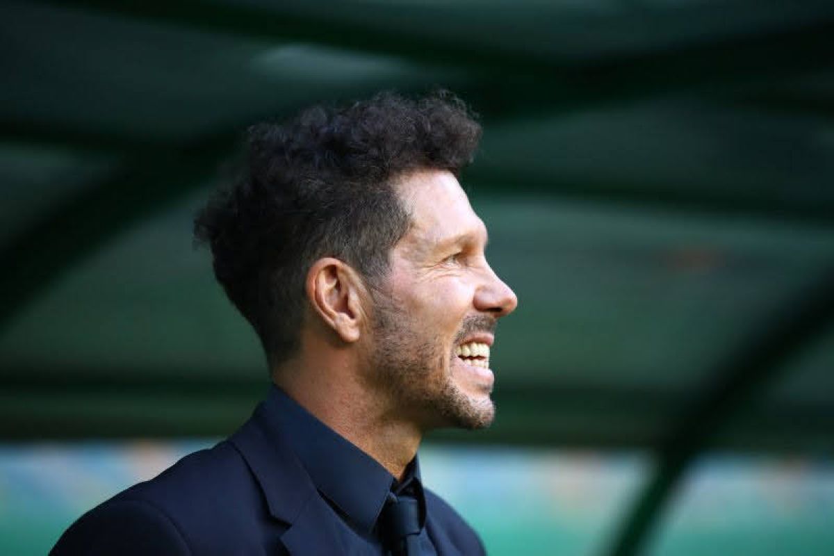 Pelatih Atletico Madrid Diego Simeone positif tertular COVID-19