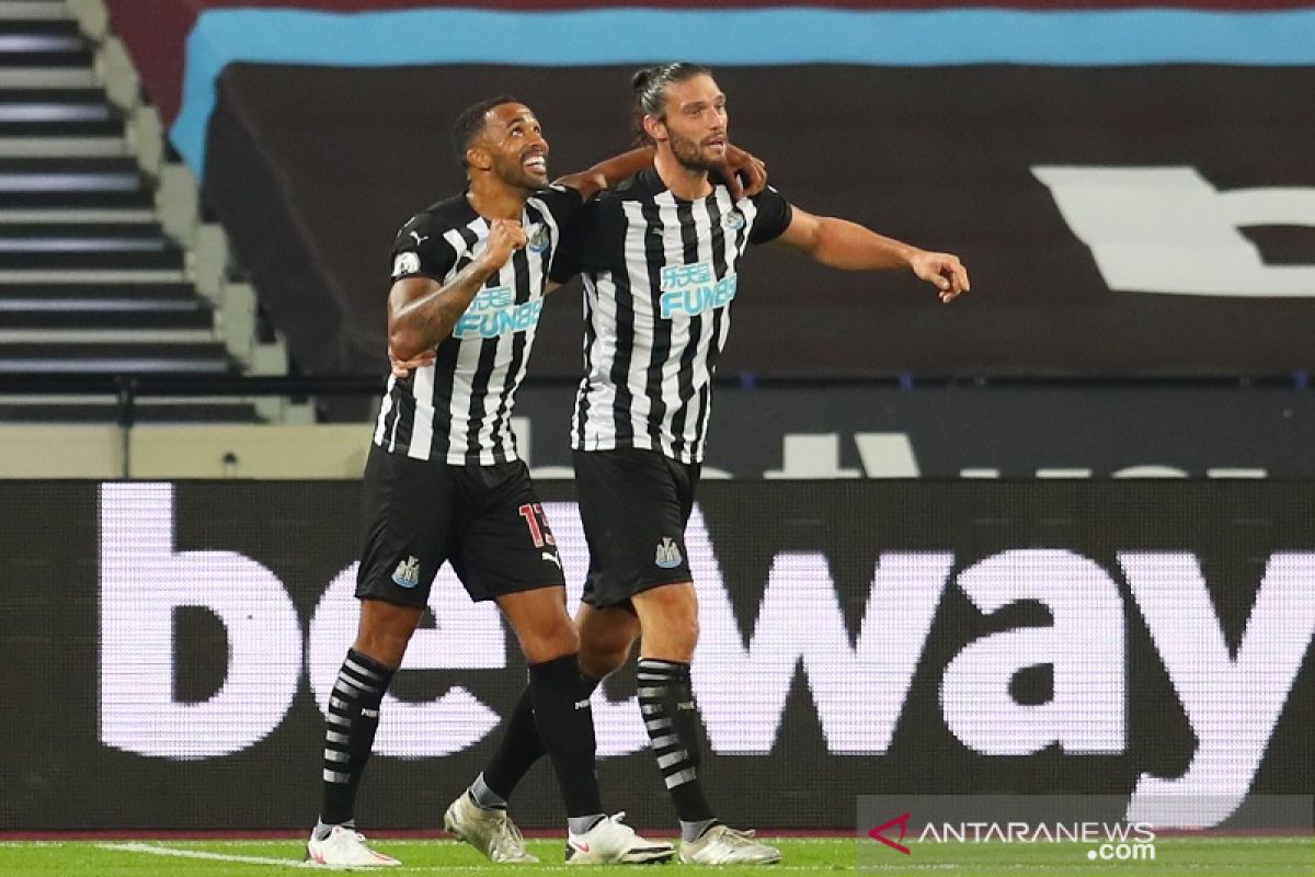 Newcastle menang 2-0 di markas West Ham