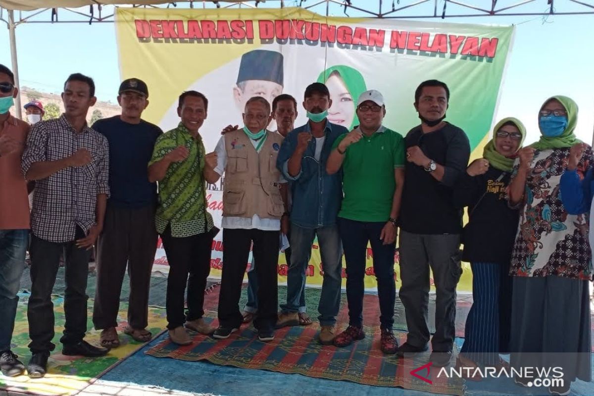 Nelayan Sumbawa deklarasi dukung pasangan Mo-Novi