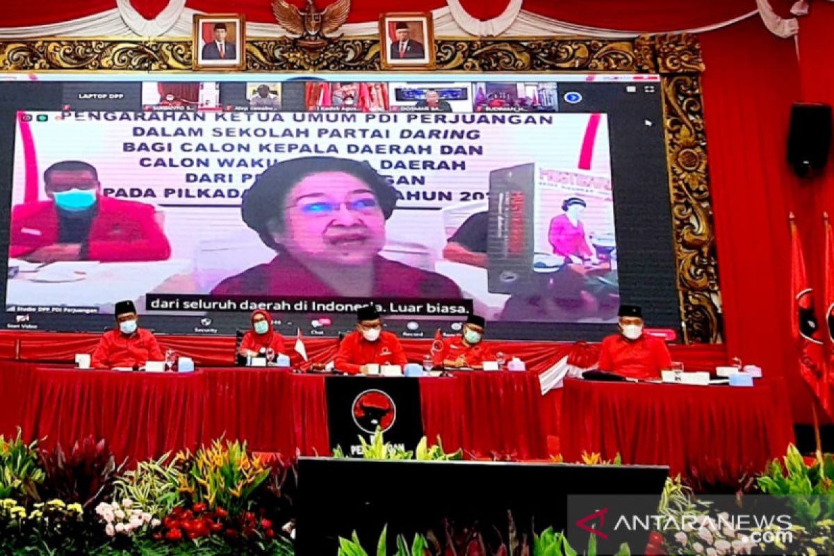 Megawati instruksikan para calon kepala daerah patuhi kebijakan Covid-19