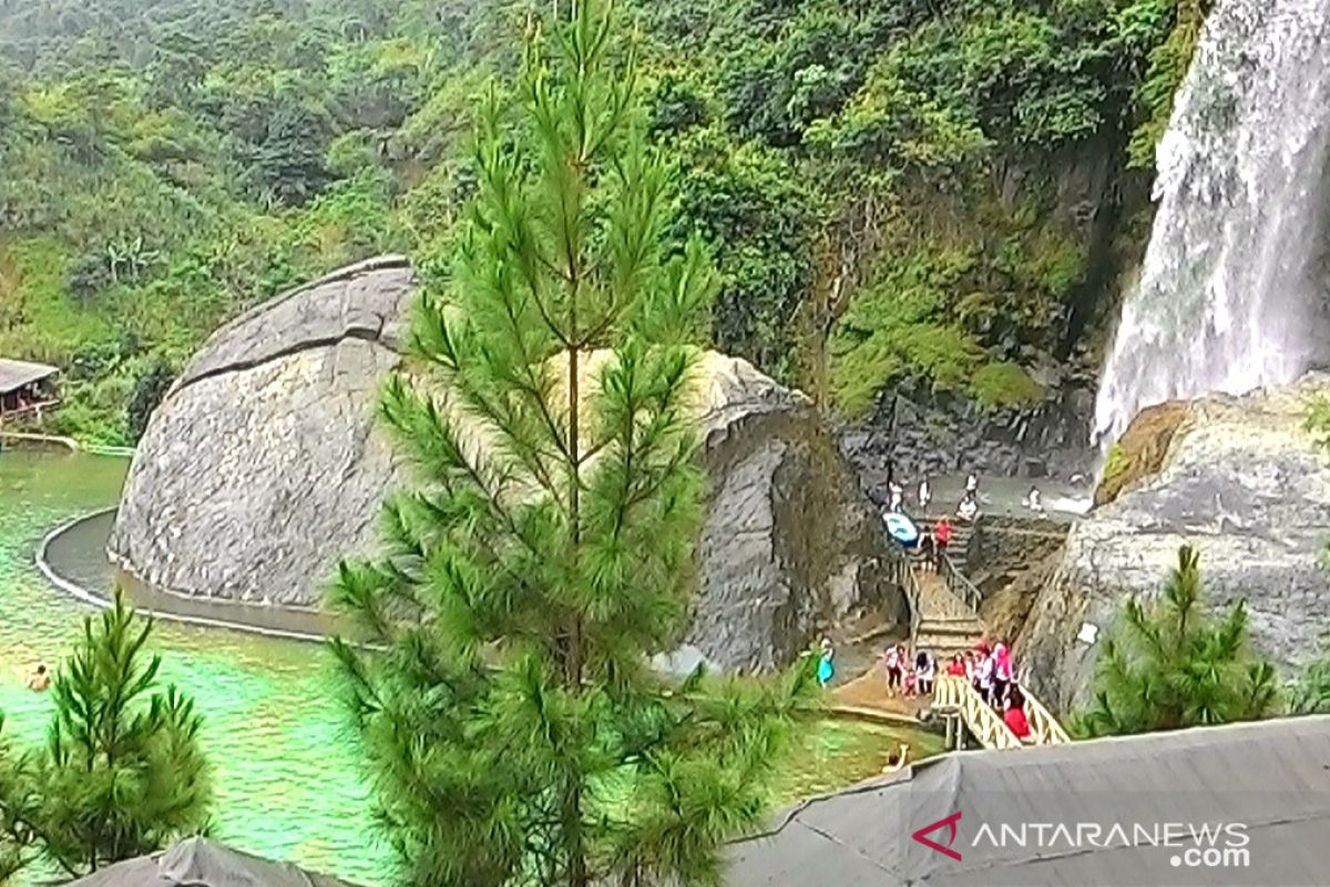 Tempat wisata Curug Bidadari Bogor ditutup sementara