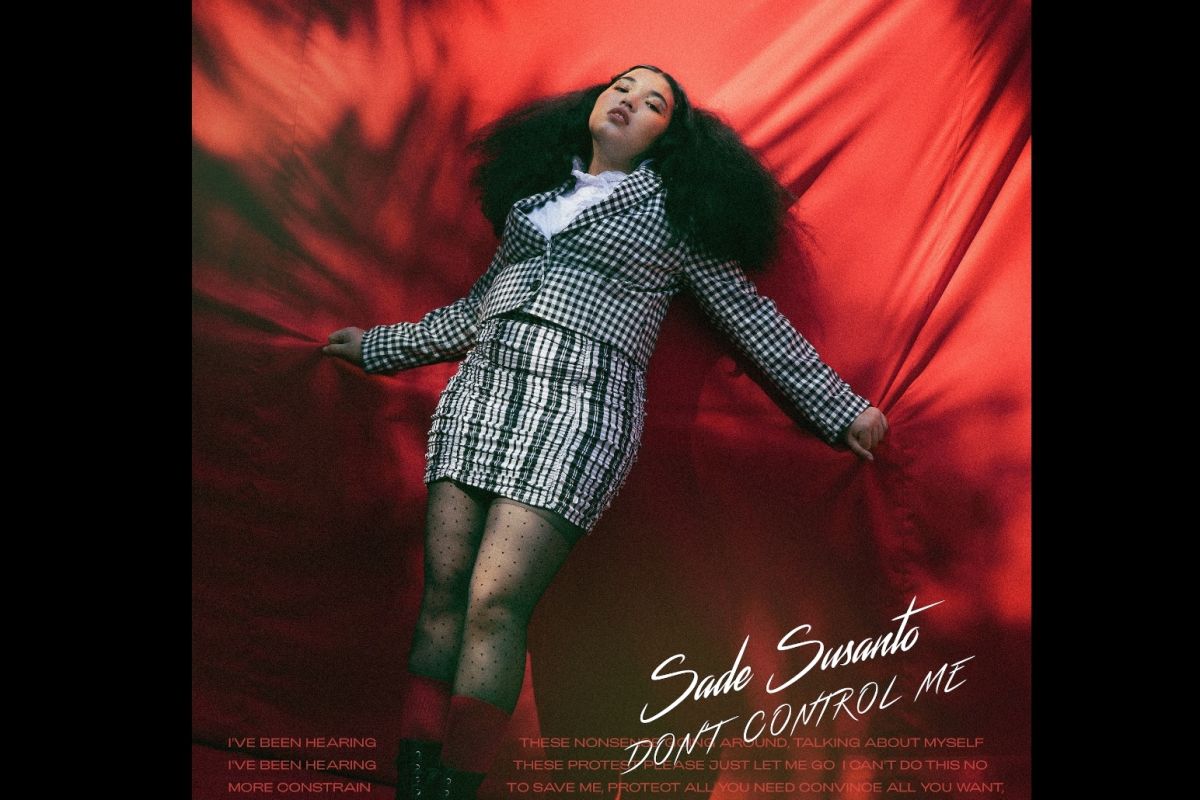 Sade Susanto menyampaikan pesan positif lewat lagu "Don't Control Me"