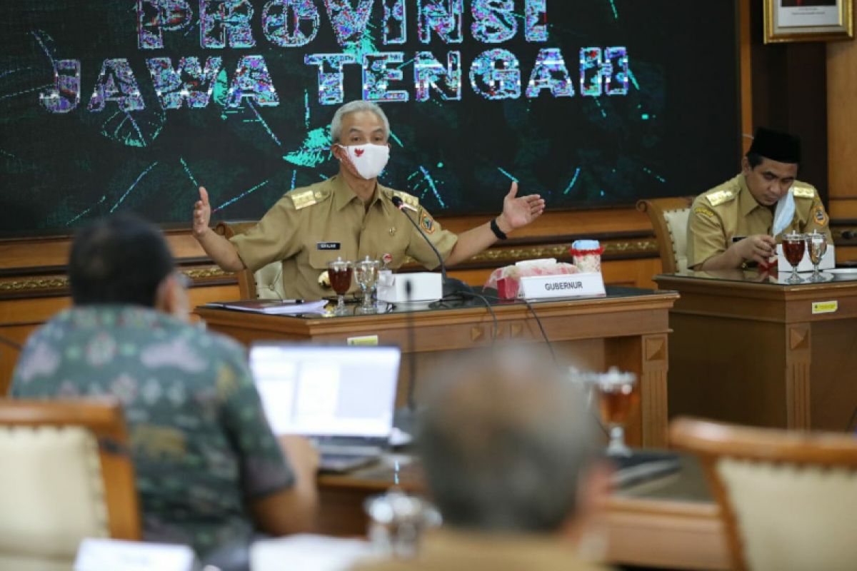 Ganjar: Satpol PP harus perkuat penegakan hukum protokol kesehatan