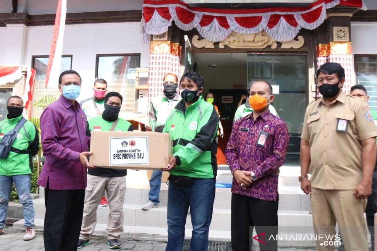 Sekdaprov Bali serahkan 30 ribu masker untuk pengemudi ojol