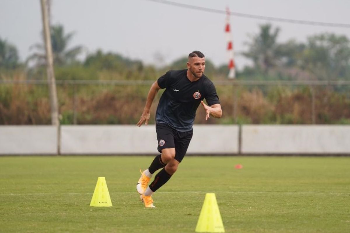 Penyerang muda Persija timba ilmu dari Marko Simic