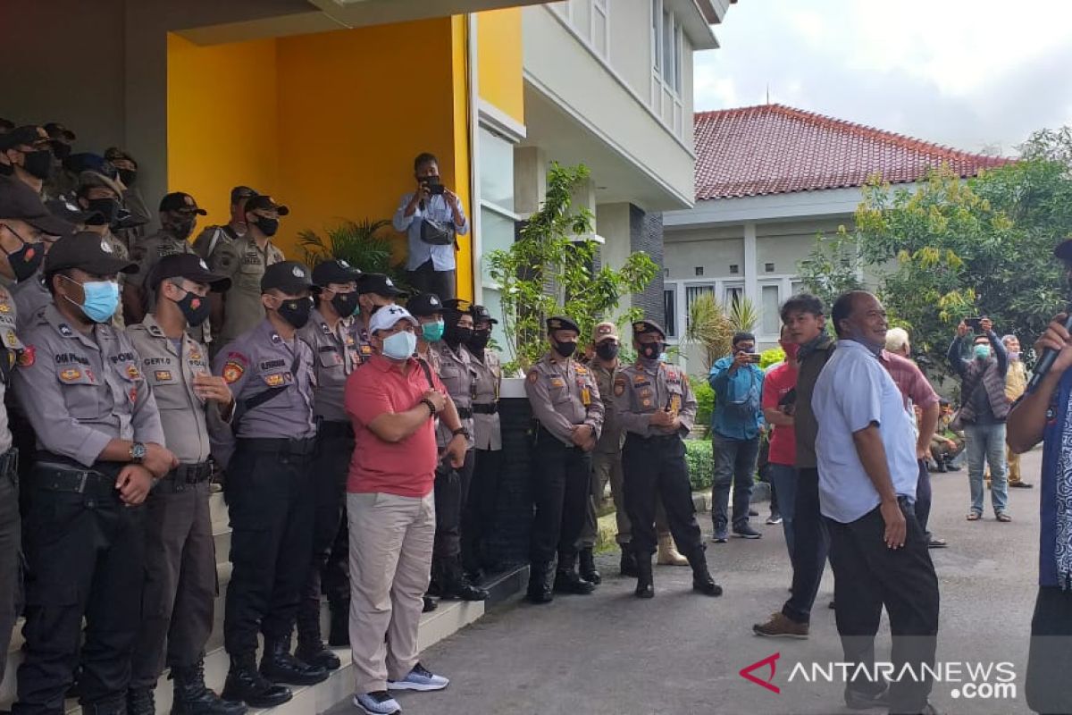 122 personel gabungan amankan aksi demonstrasi di DPRD Belitung