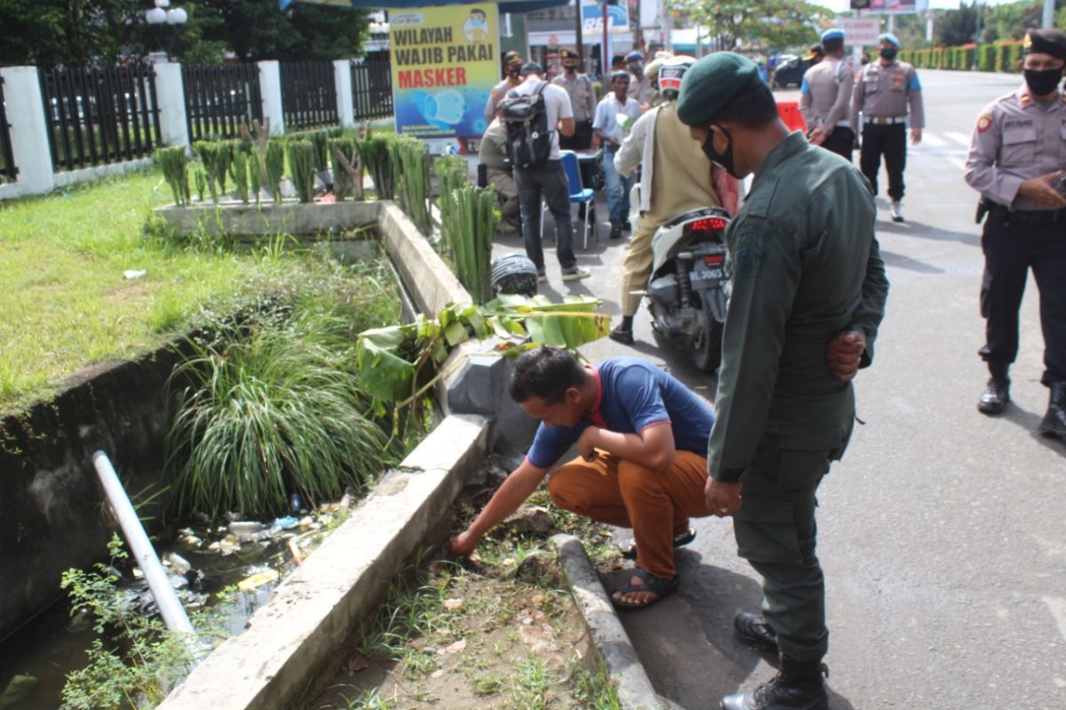 107 orang terjaring razia protokol kesehatan di Lhokseumawe