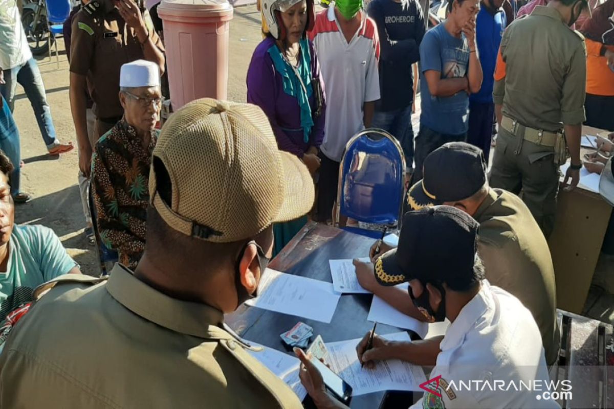 Tim gabungan sanksi ratusan pelanggar protokol kesehatan di Pamekasan