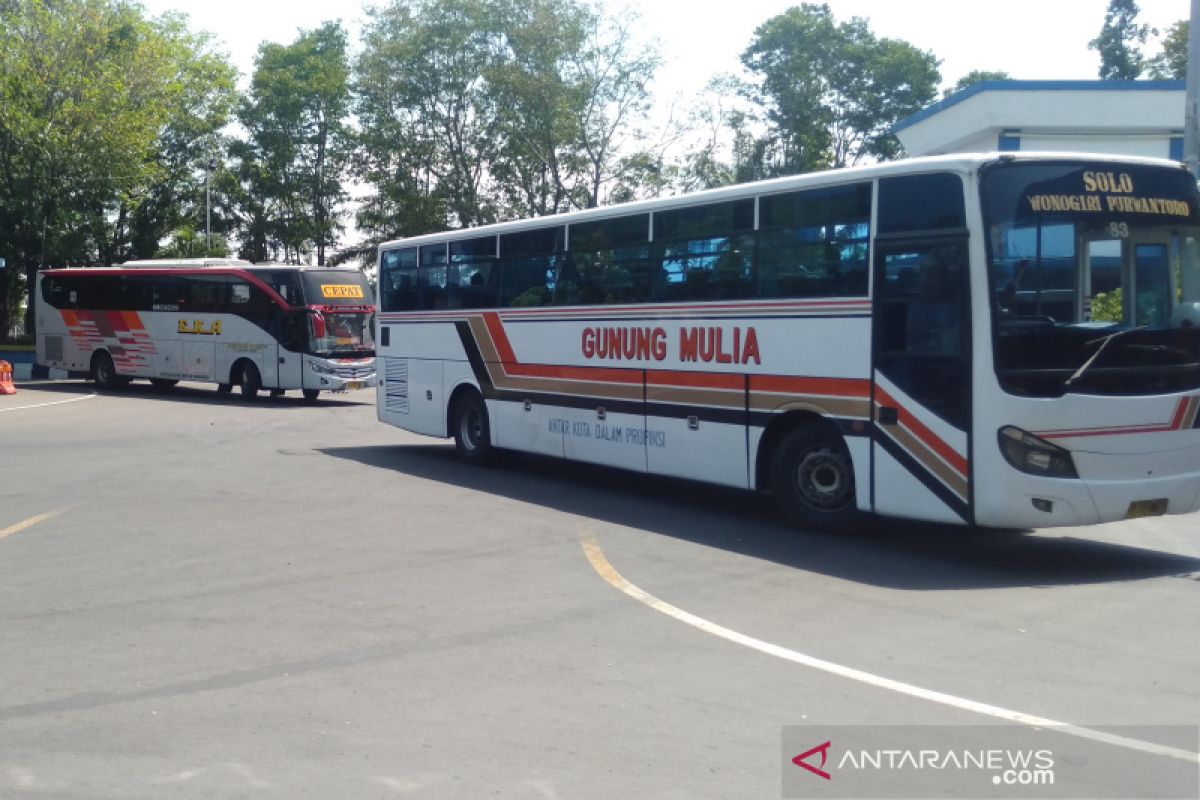 Arus bus ke Solo turun akibat PSBB Jakarta