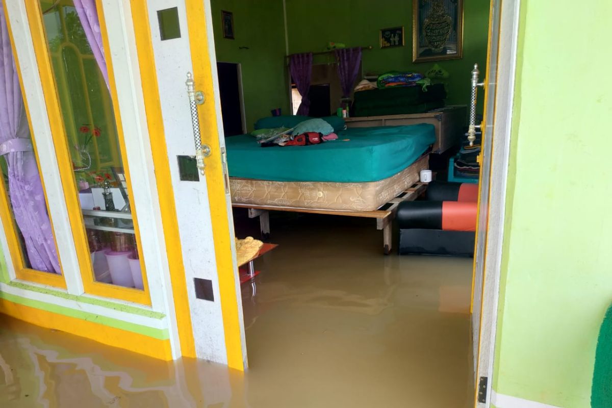 BPBD Kapuas Hulu sebut data korban banjir menunggu dari kecamatan