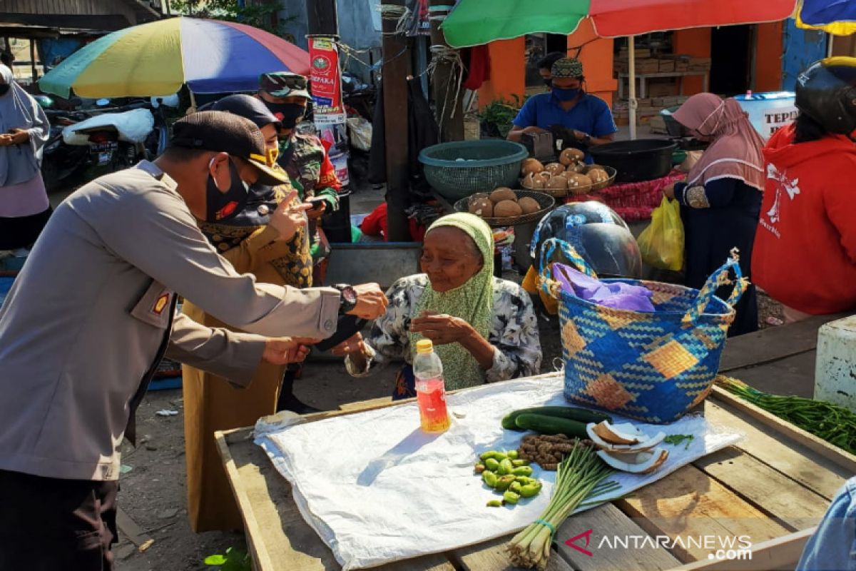 Operasi yustisi protokol kesehatan di lingkungan perusahaan dan pasar