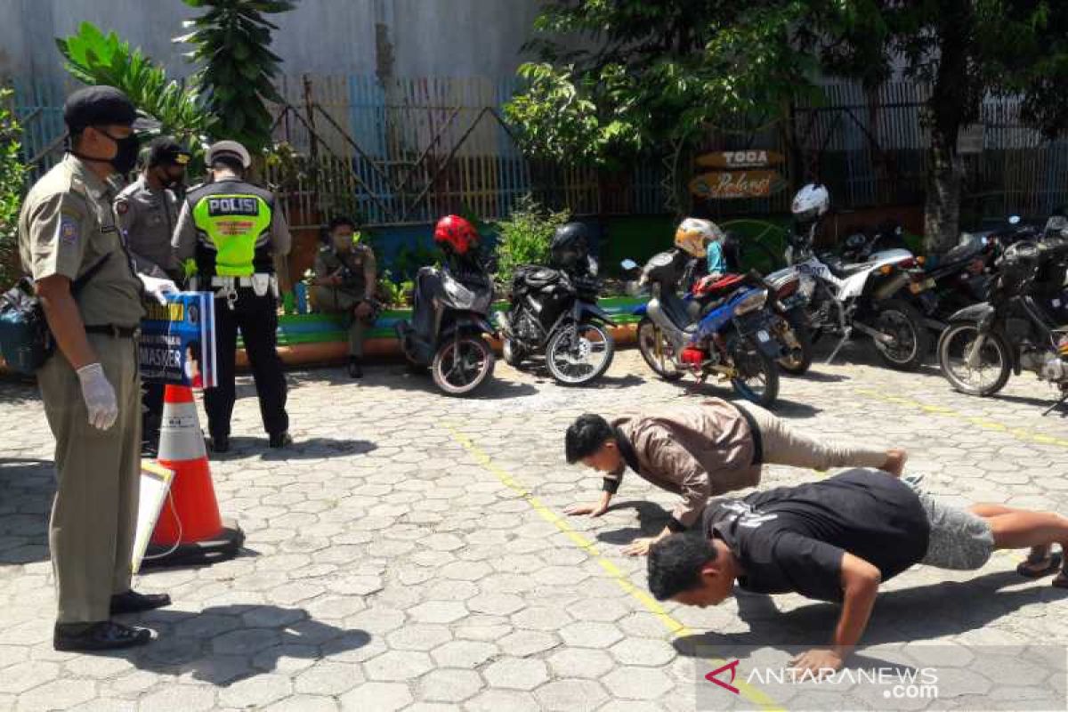 Pelanggar protokol kesehatan di  Temanggung dikenai sanksi sosial