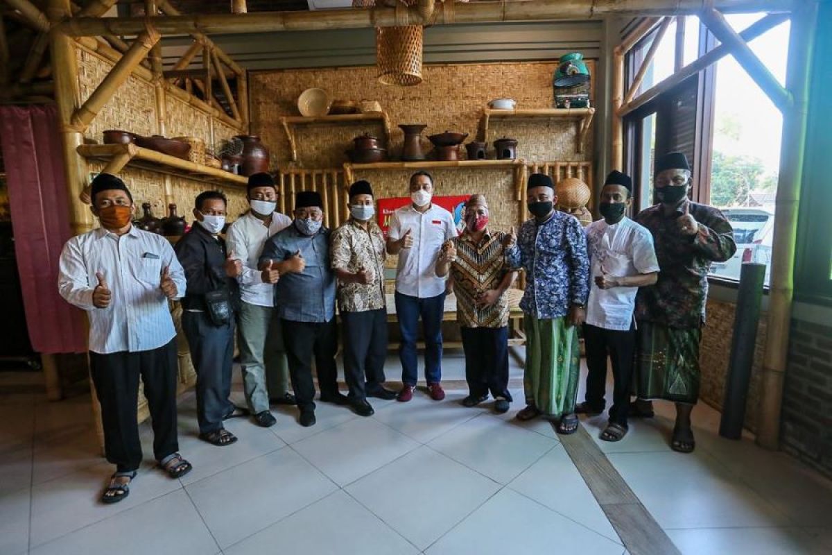 Alumni Ponpes Tebuireng komitmen bantu Eri Cahyadi menangkan Pilkada Surabaya