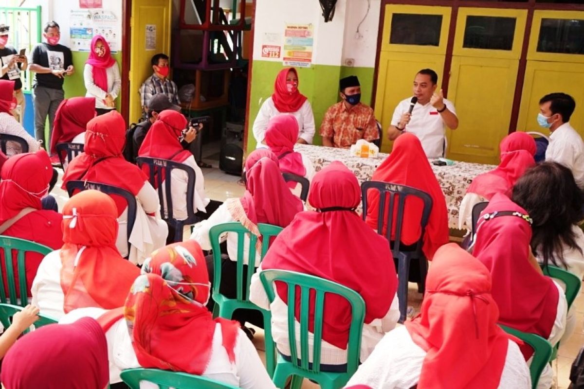 Bacawali Surabaya Eri Cahyadi komitmen tingkatkan kualitas pengajar PAUD