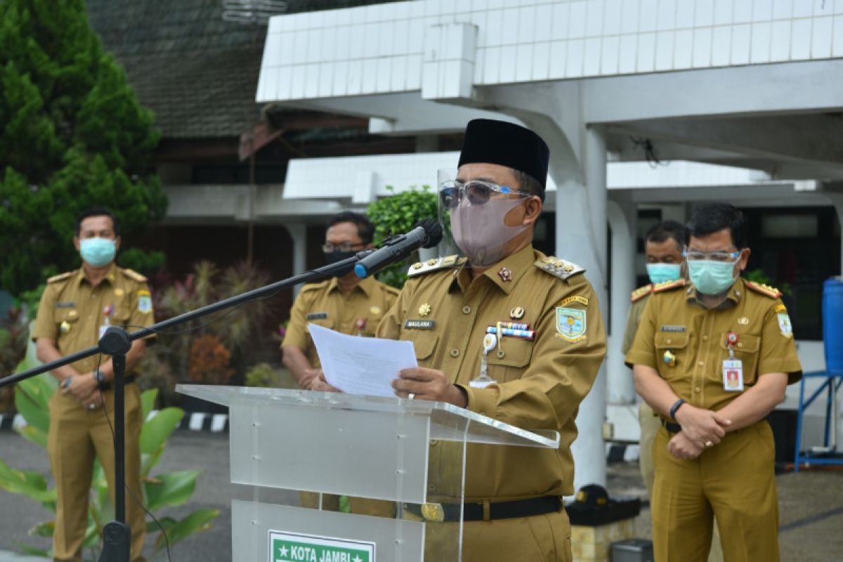 Hasil swab kontak erat Wali Kota Jambi negatif