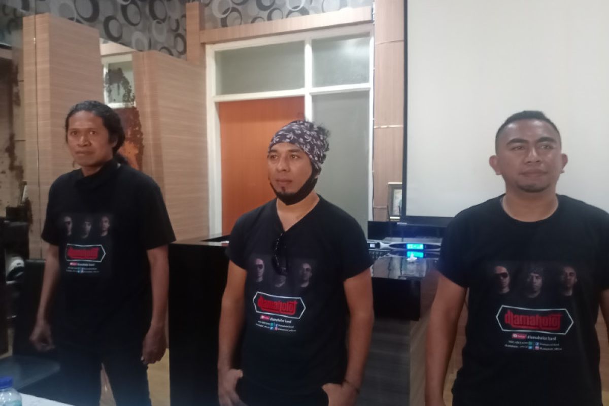 Band lokal NTT luncurkan album ketiga setelah vakum sembilan tahun