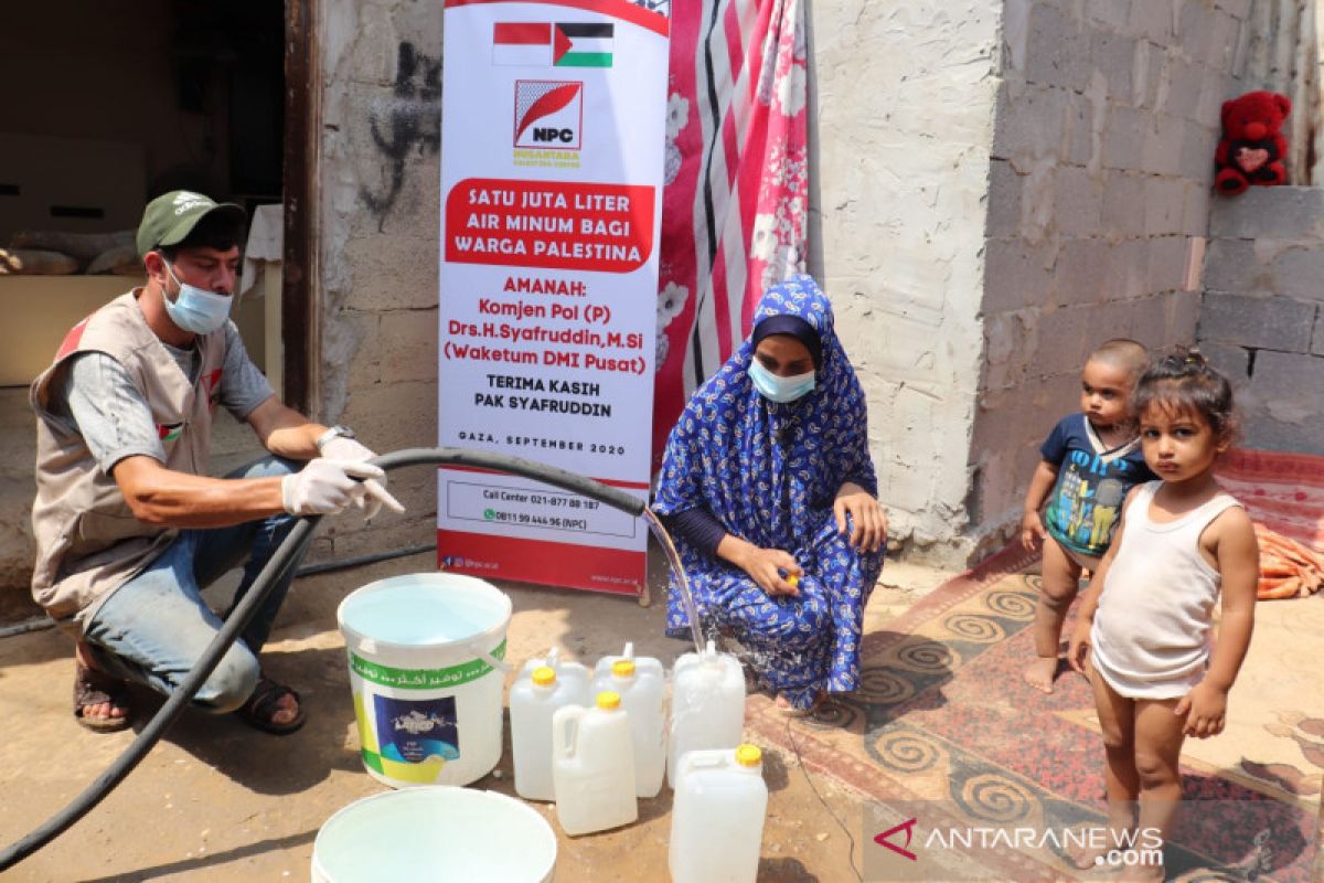 Dewan Masjid Indonesia bantu 1 juta liter air bersih warga Gaza