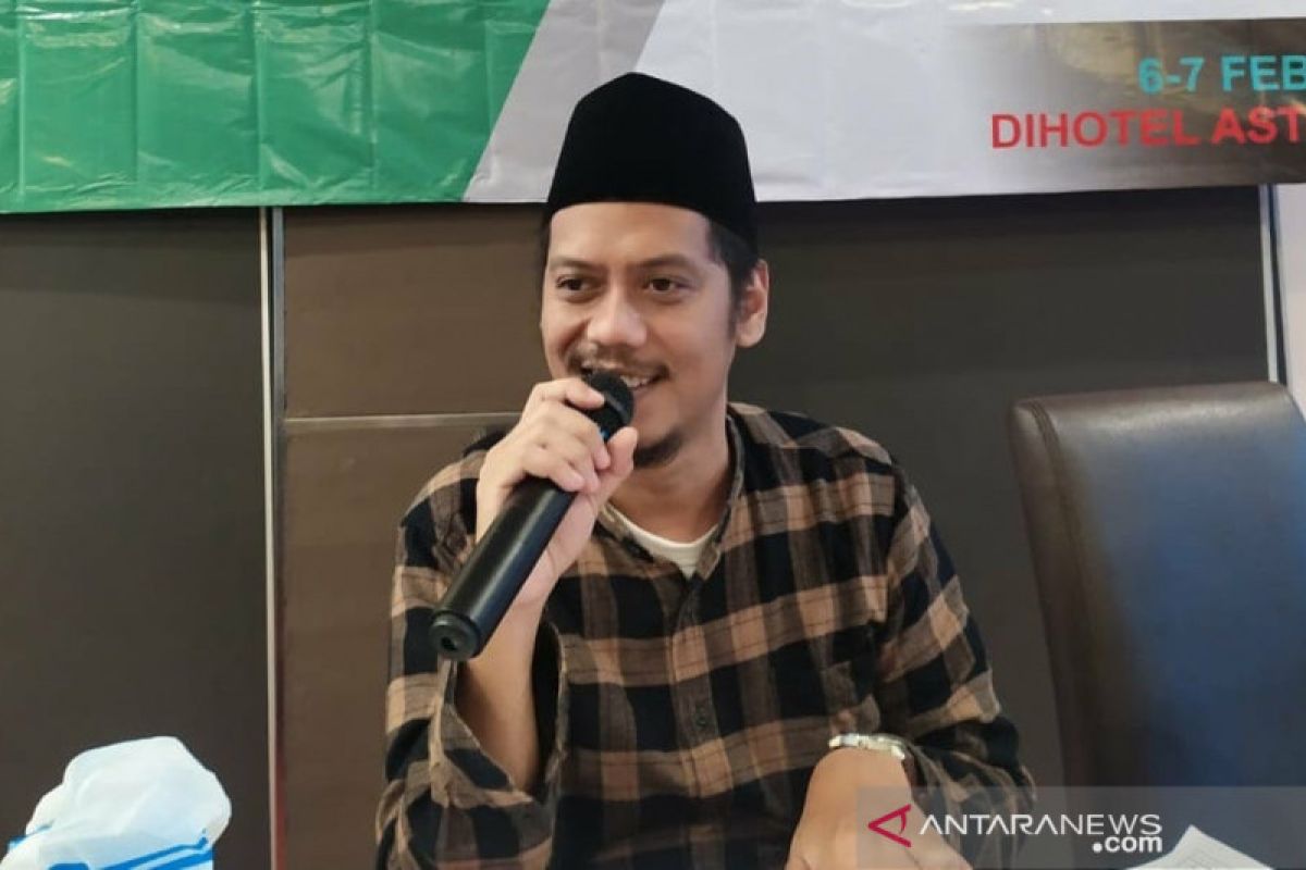 Bawaslu Jember minta petahana copot gambarnya di fasilitas negara