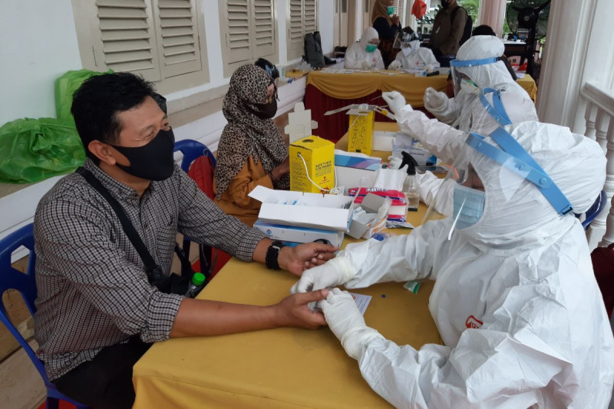 Ratusan warga Tanjungpinang terlibat MTQ  jalani swab