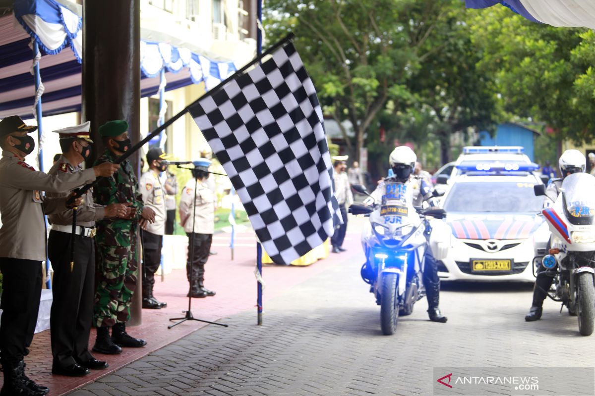 Polda Gorontalo gelar bakti sosial Hari Lalu Lintas Bhayangkara