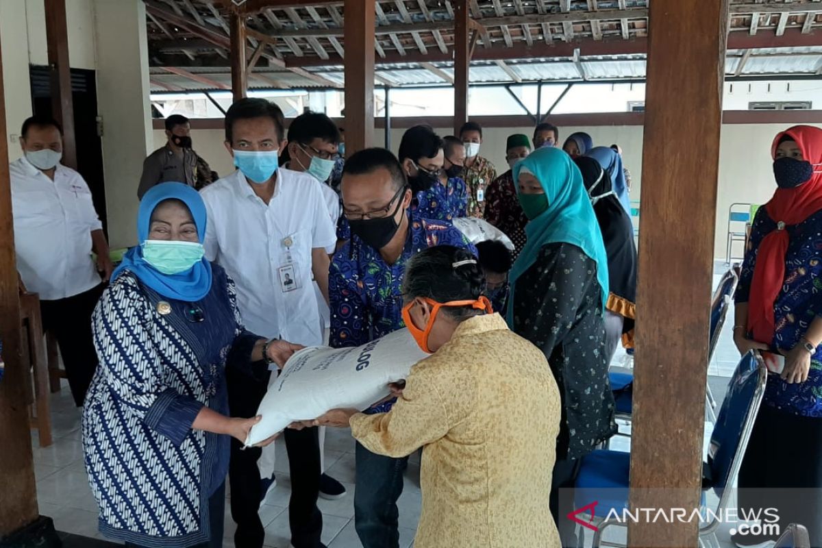 57.531 KPM di Gunung Kidul mendapat bantuan sosial beras