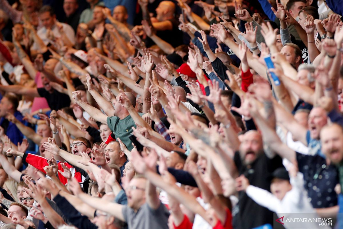 EPL desak pemerintah Inggris izinkan fans ke stadion pada 1 Oktober