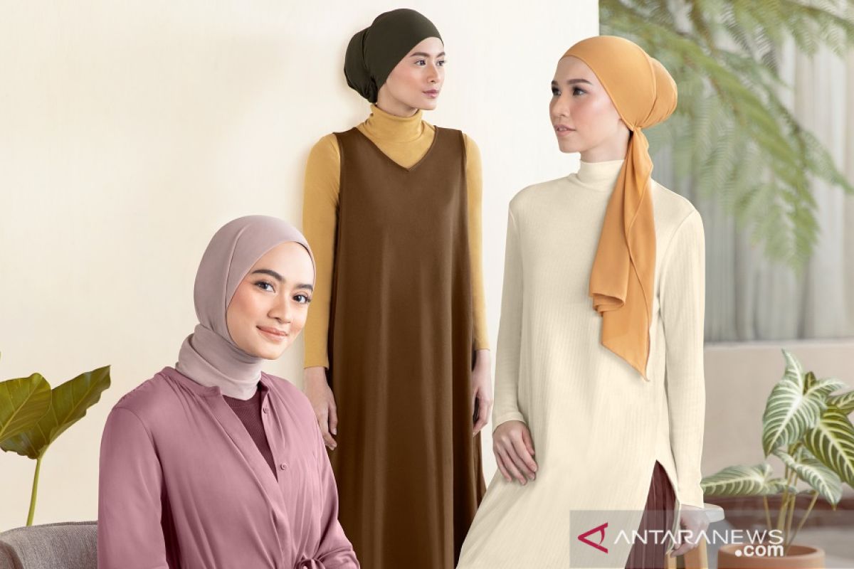 Intip gaya hijab minimalis nan elegan  ala Ayudia C.