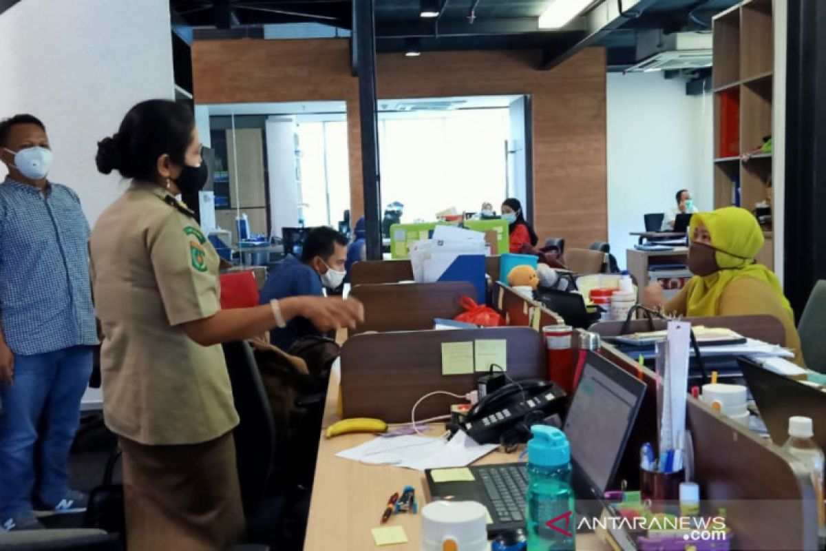 Sudinakertrans Jakpus tutup 11 kantor di minggu pertama penerapan PSBB