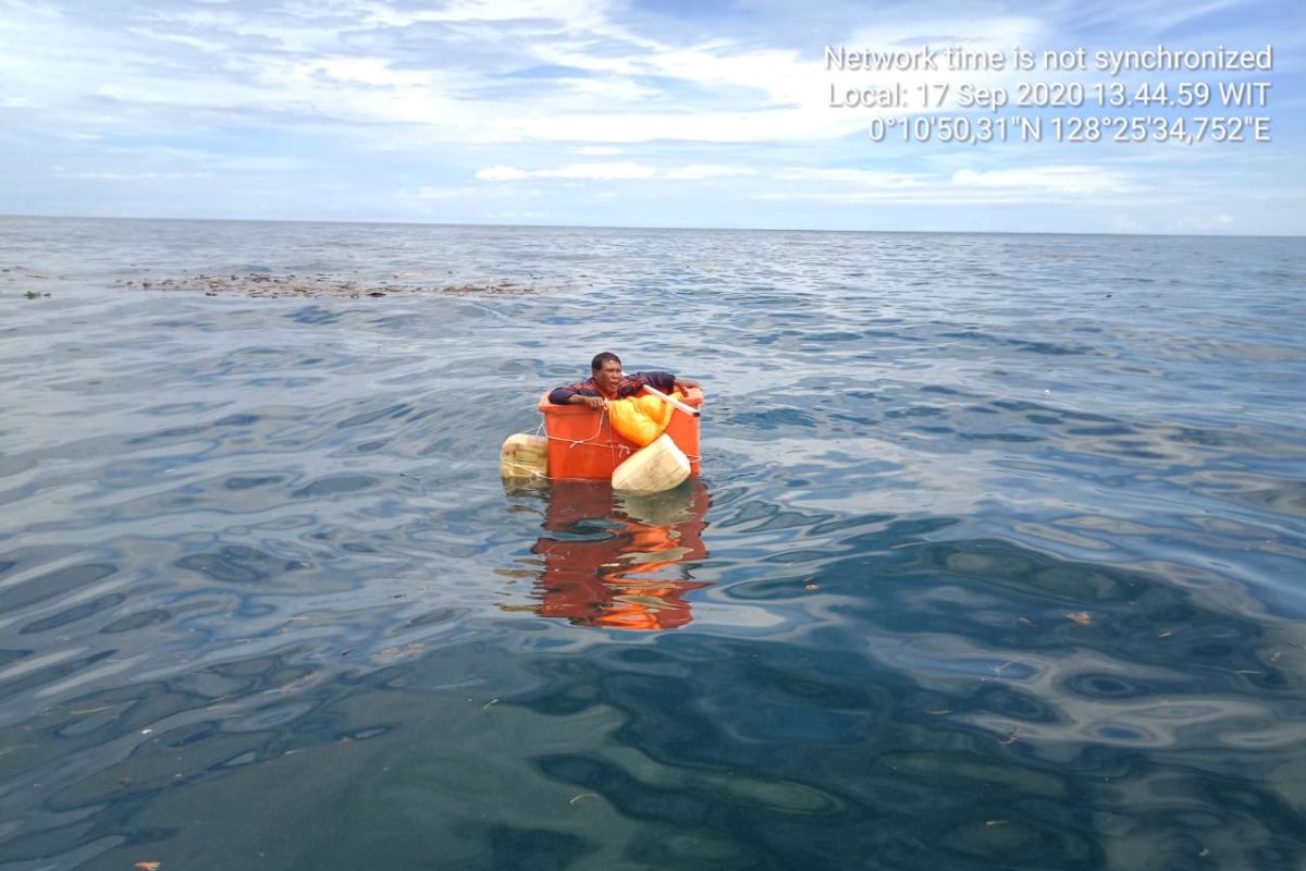 Basarnas Ternate temukan nelayan hilang di laut Halmahera