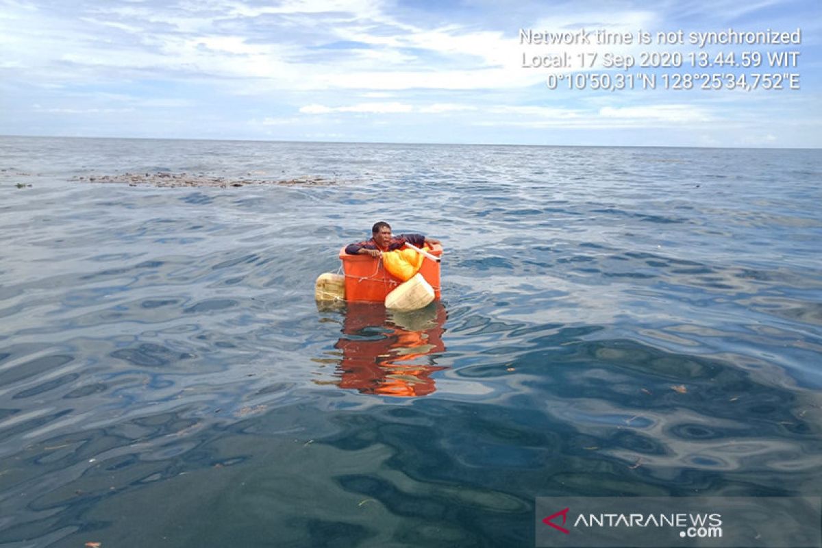 Basarnas temukan nelayan hilang di laut Halmahera