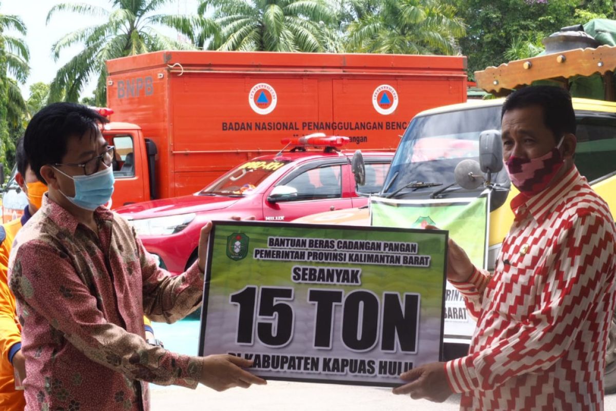 Pemprov Kalbar bantu 15 ton beras untuk korban banjir Kapuas Hulu