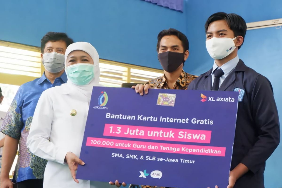 Pemprov Jatim gandeng XL Axiata salurkan 1,3 juta paket data kepada pelajar