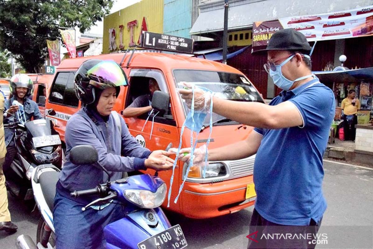 Pemkab Banyumas larang ASN gunakan masker scuba