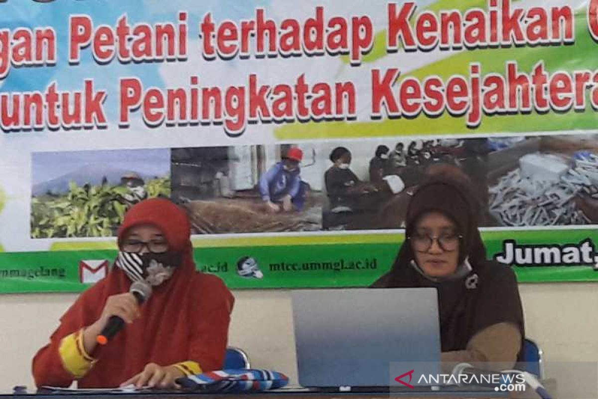 Dana cukai tembakau seharusnya lebih fokus untuk petani dan buruh